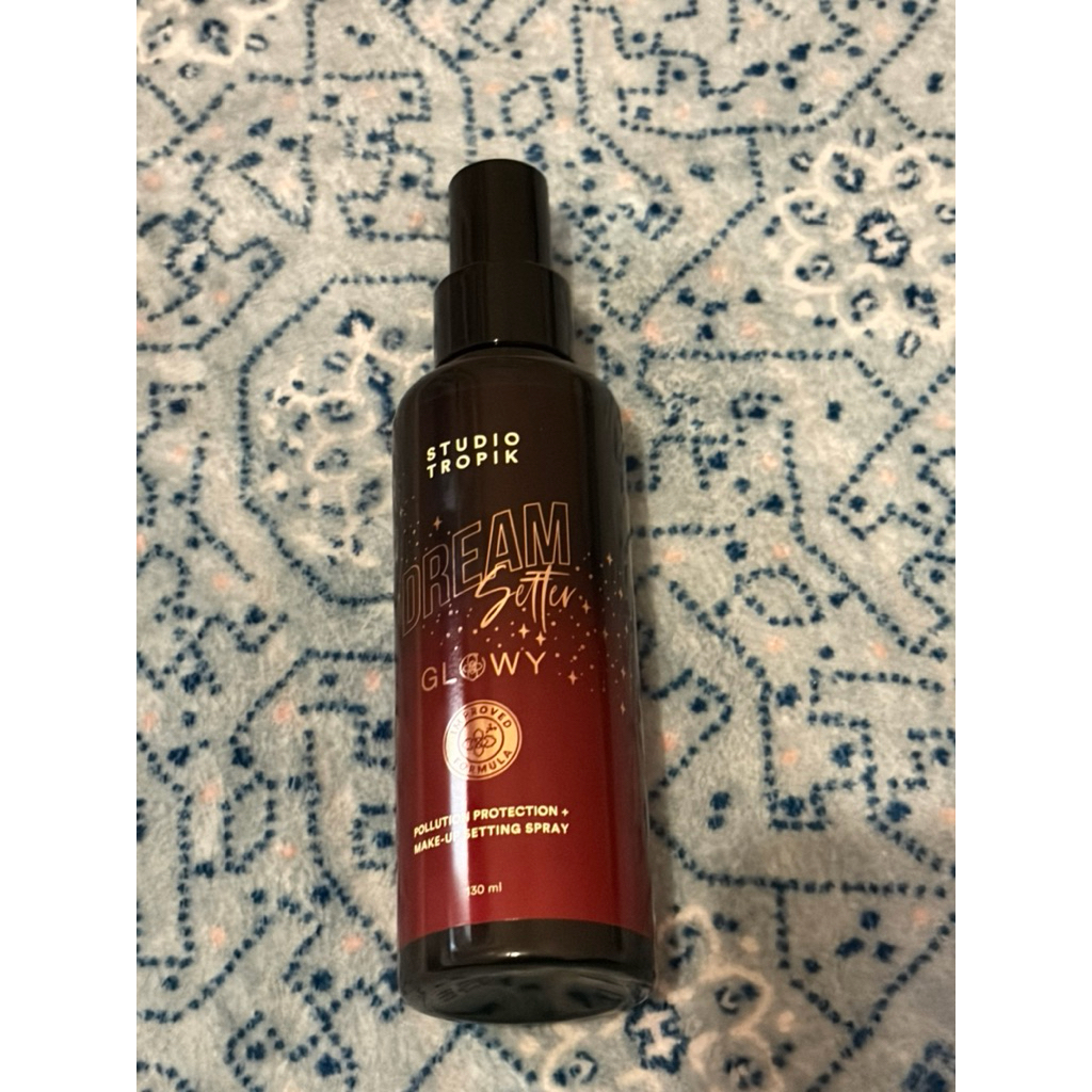 PRELOVED SETTING SPRAY STUDIO TROPIK