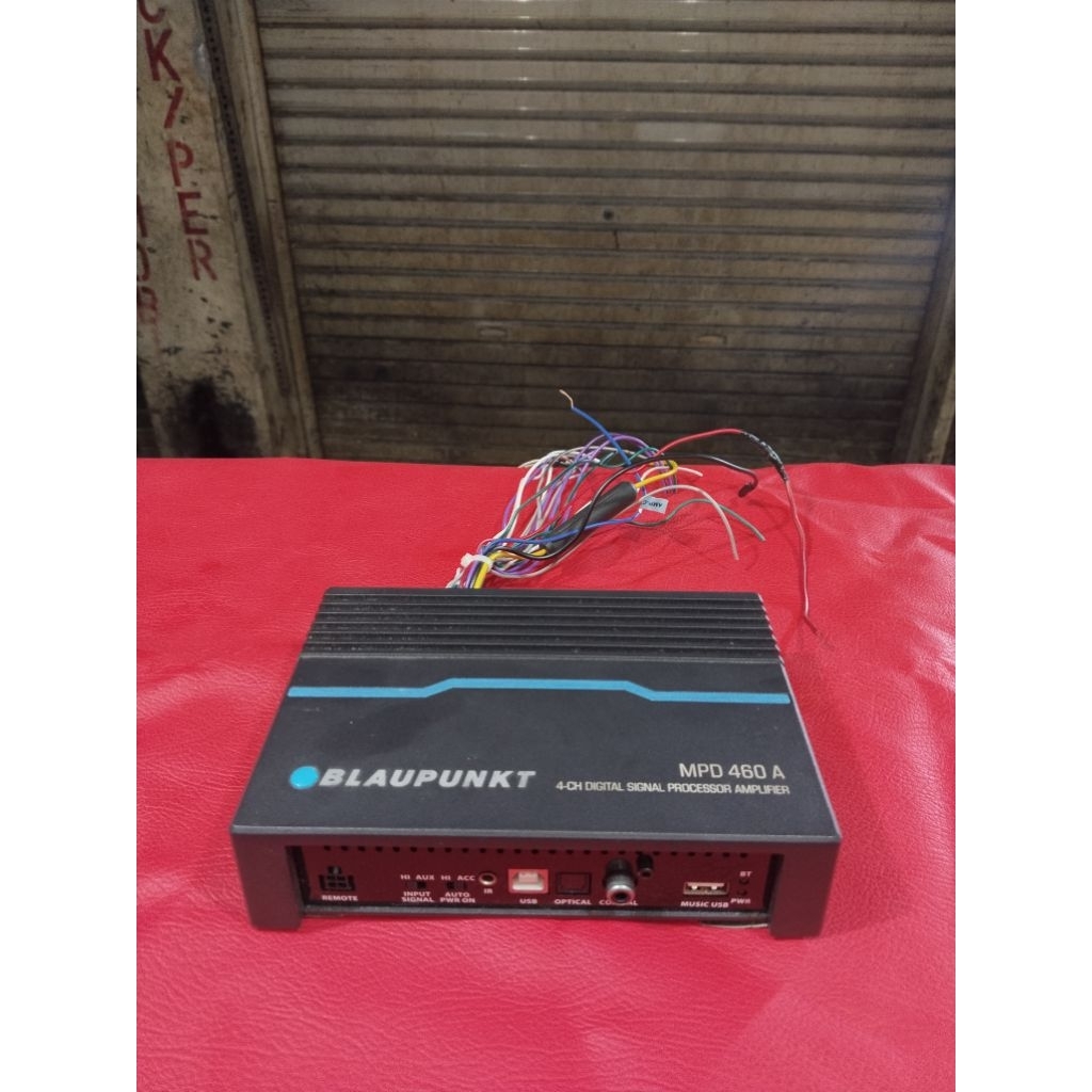 BLAUPUNKT DSP PROCESSOR POWER AMPLIFIER CLASS AB MPD460A MPD 460 A barang bekas siap di pasang aja