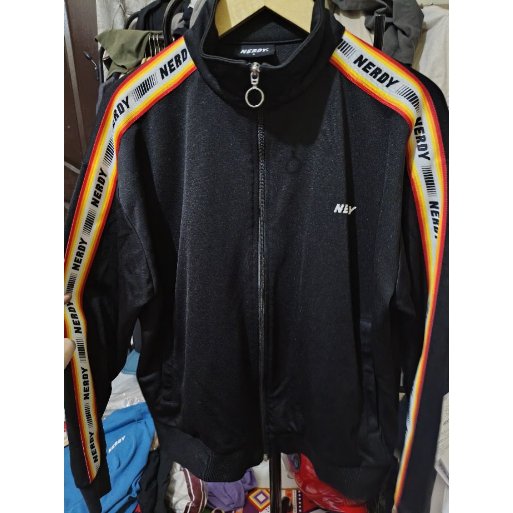 Tracktop Nerdy