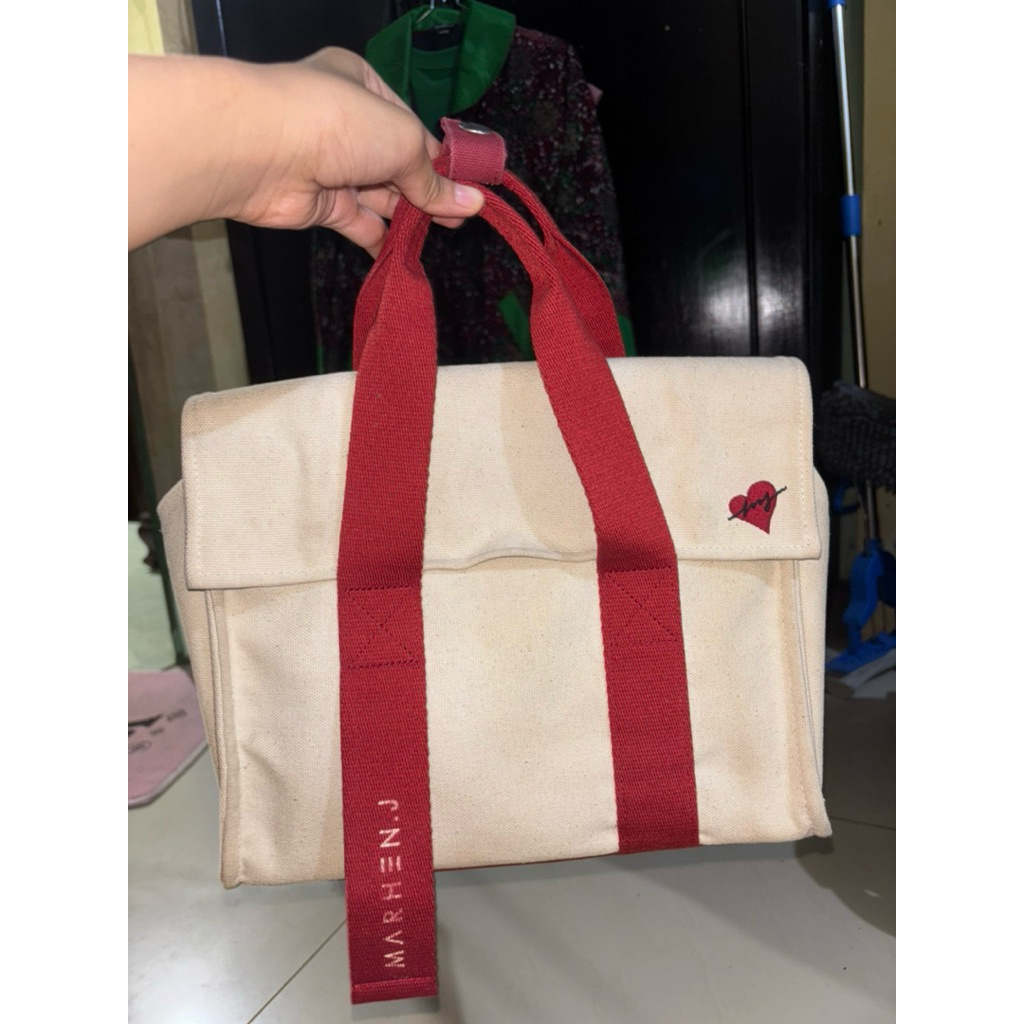 Preloved Marhen J Mini Roy Heart Signal