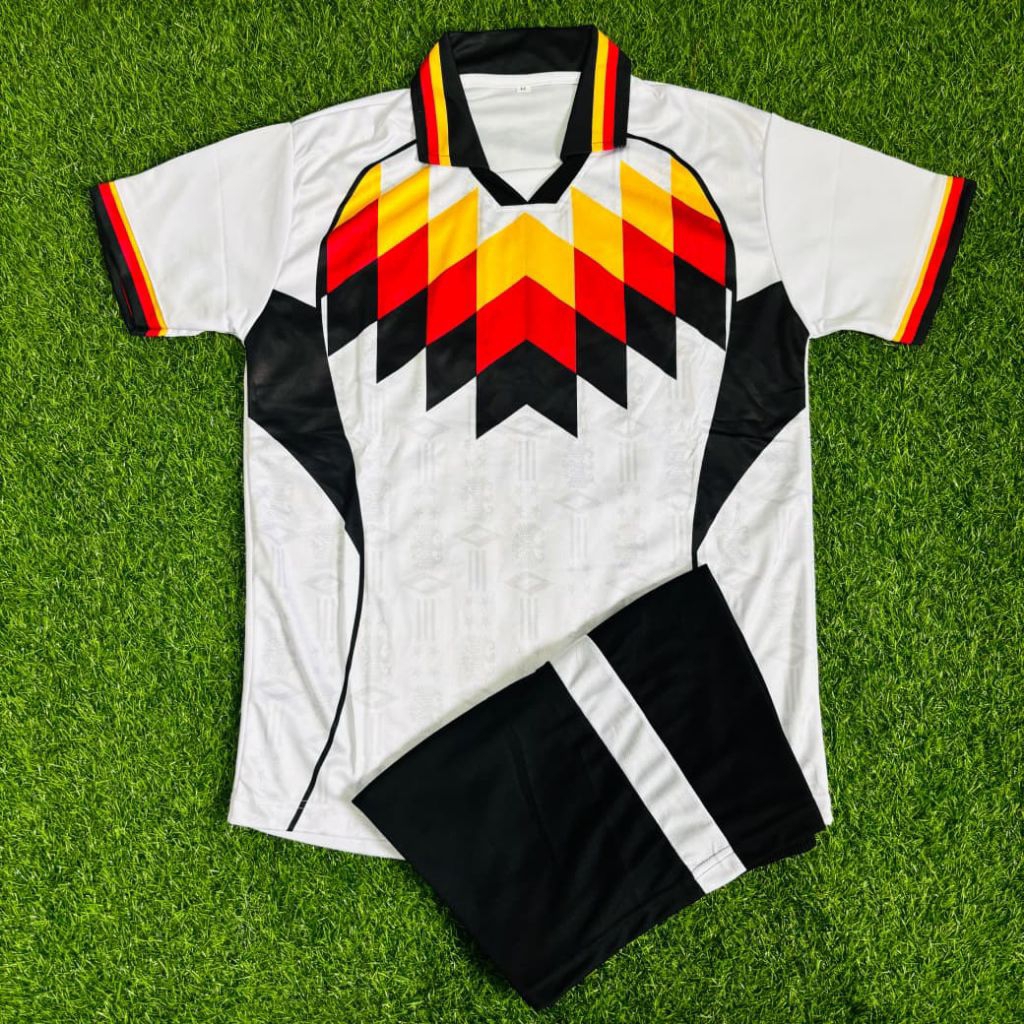 STEL JERSEY FUTSAL JERSEY BOLA PUTIH HITAM MERAH KUNING MODEL JERSEY TIMNAS JERMAN GERMANY 2026