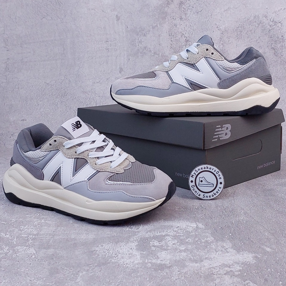 Sepatu Kasual NB 5740 Grey Day