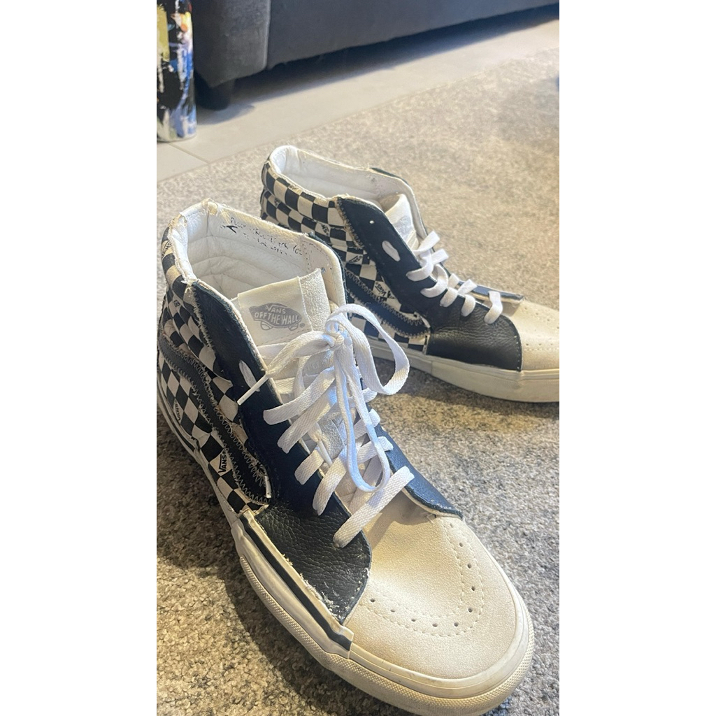 PRELOVED SEPATU COWOK VANS