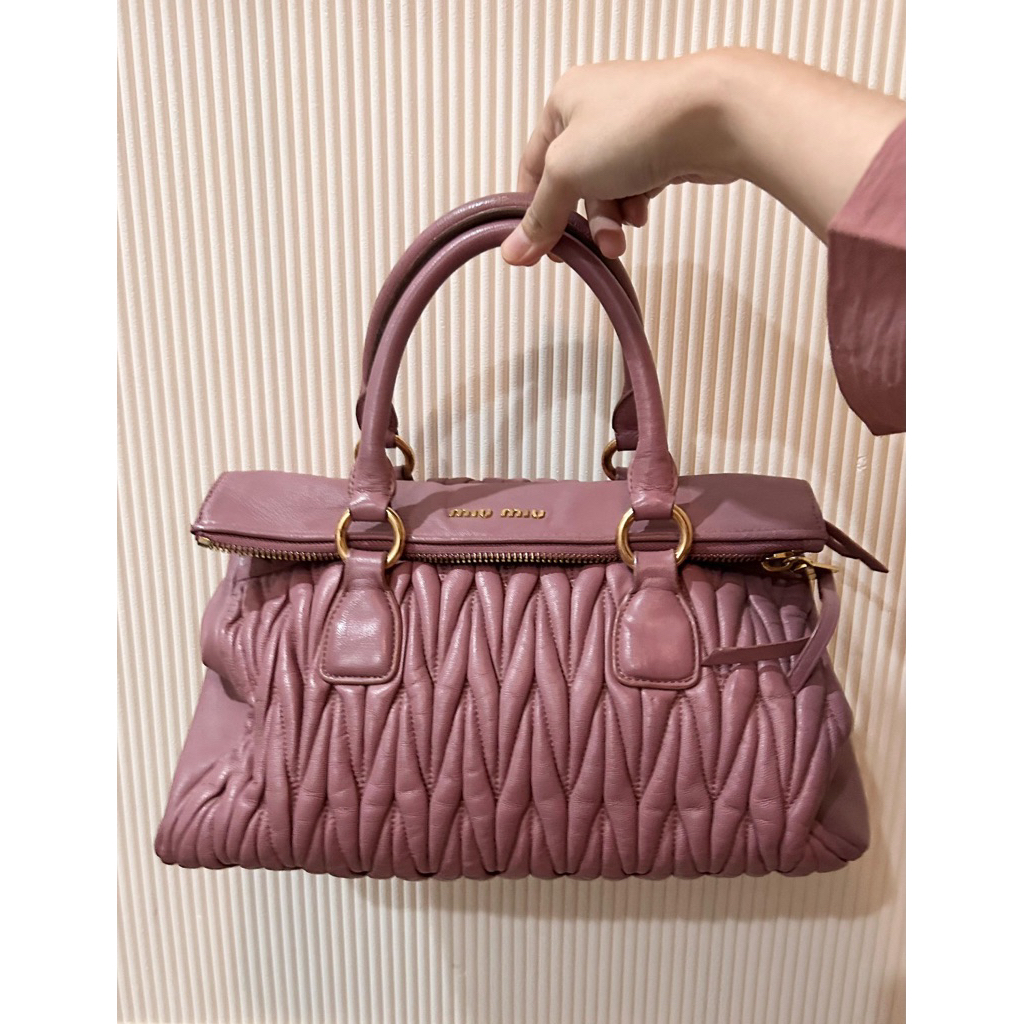 miumiu matelasse top handle preloved auth