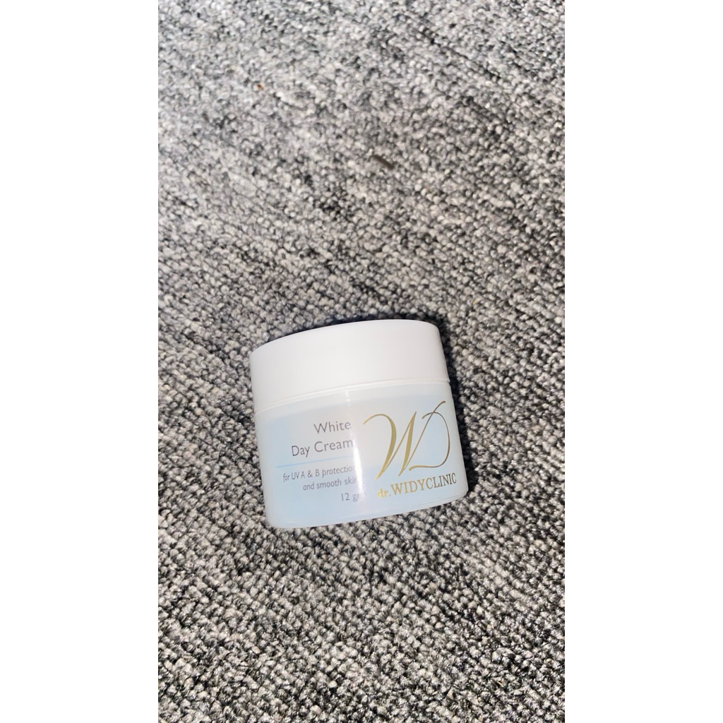 PRELOVED White Day Cream Flek Glowing dr Widy Clinic Krim Pagi Siang Wajah Mencerahkan BPOM Formulas