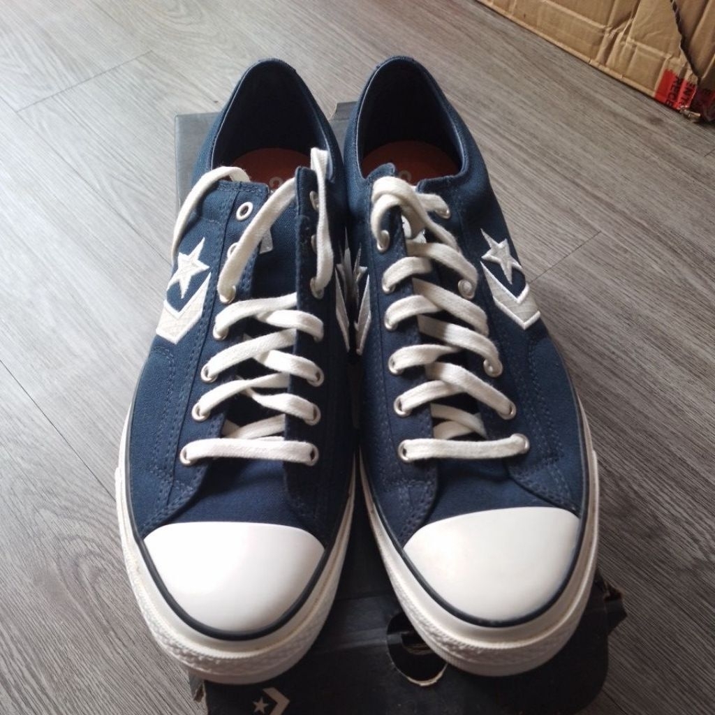 Sepatu C0N A07518C