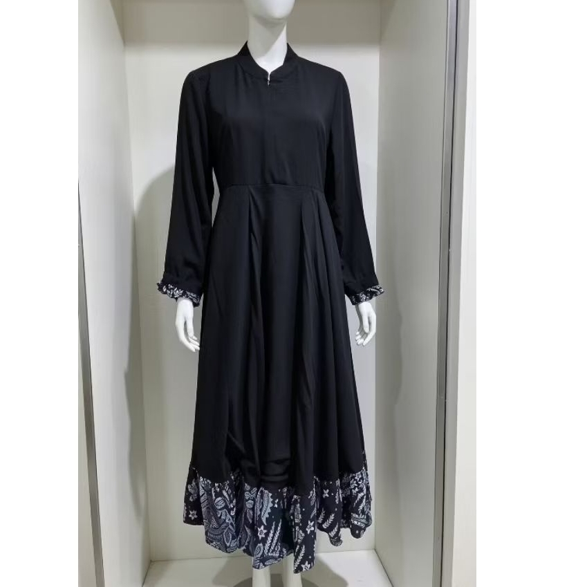 preloved set Gamis hitam jatblack kombi Batik ( Sudah sama hijabnya )