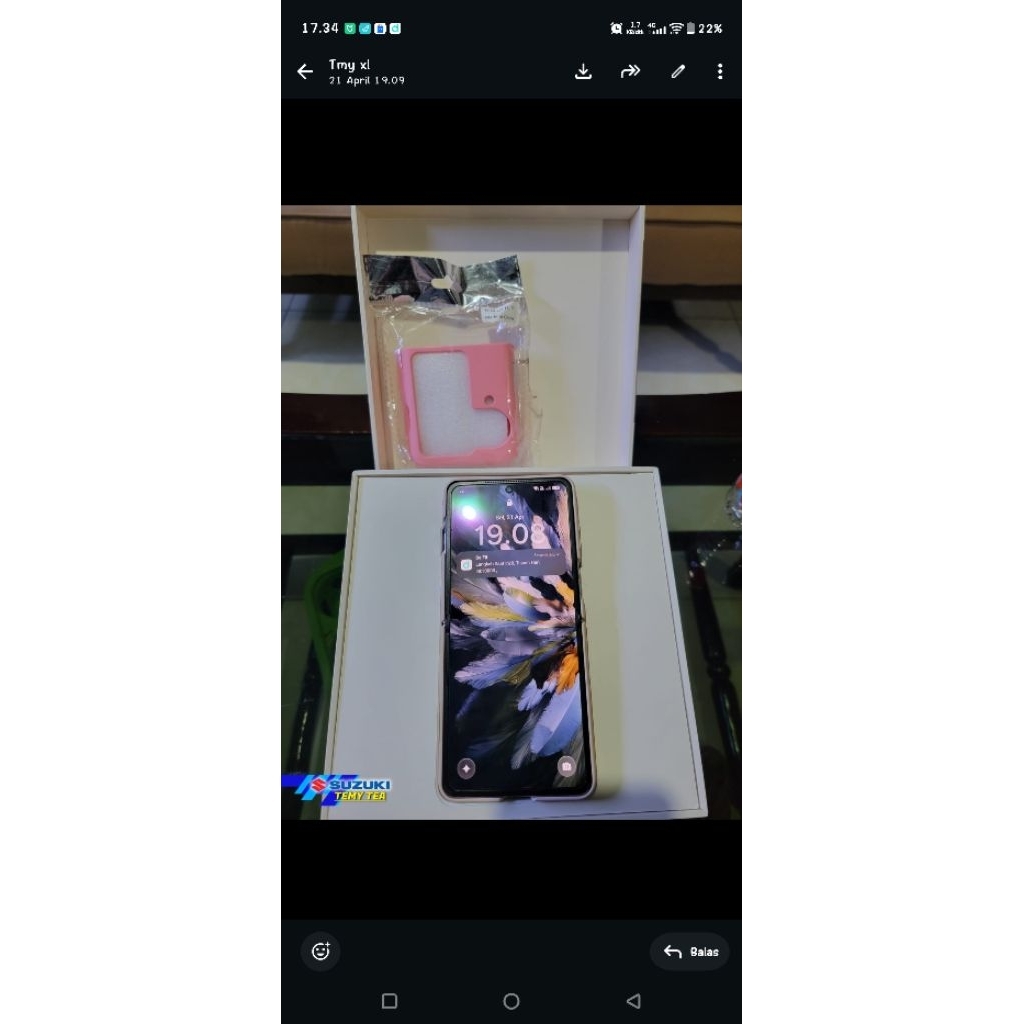 Oppo N3 Flip second
