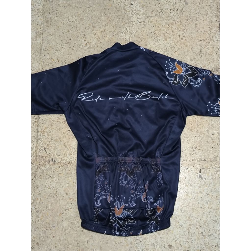 Jersey Sepeda Roadbike Batik Size XS