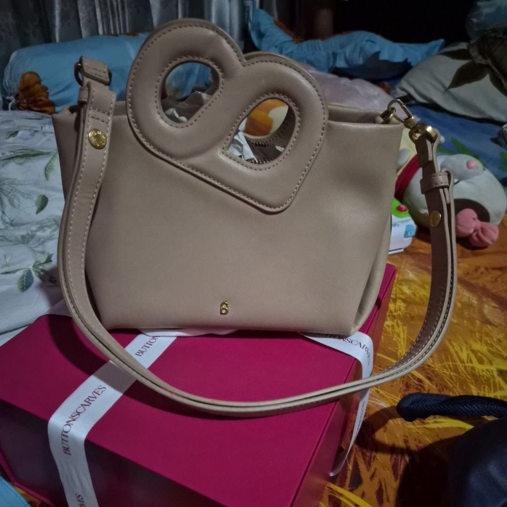 preloved Nina Bag Medium Buttonscarves