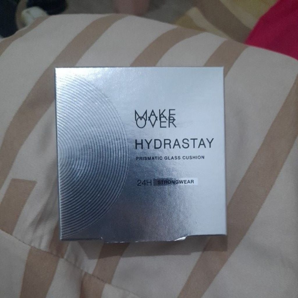 Preloved Hydrastay  Prismatic Glass Cushion N.30
