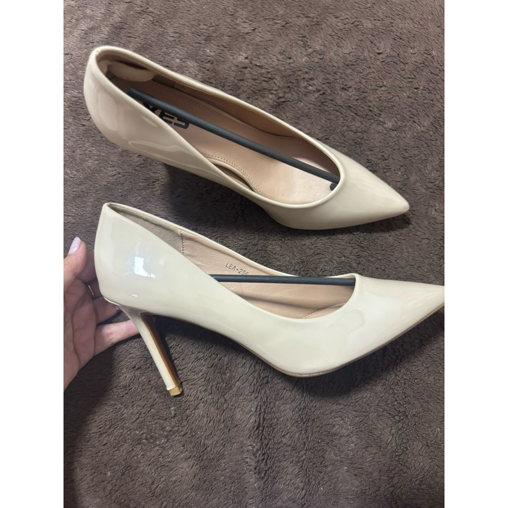 [PRELOVED] Heels XES