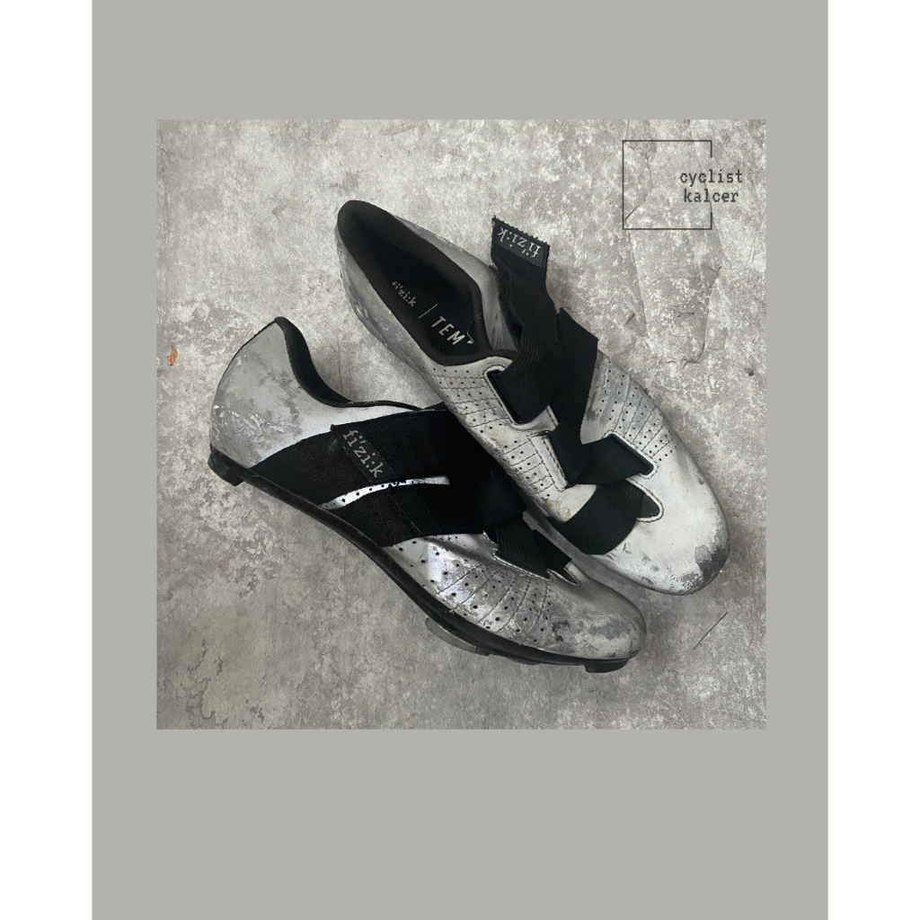 Sepatu Fizik Size 43 Original