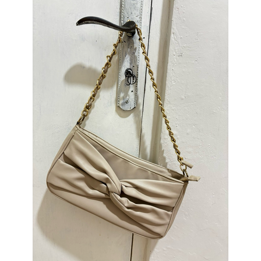 Tas miniso sling bag miniso wanita
