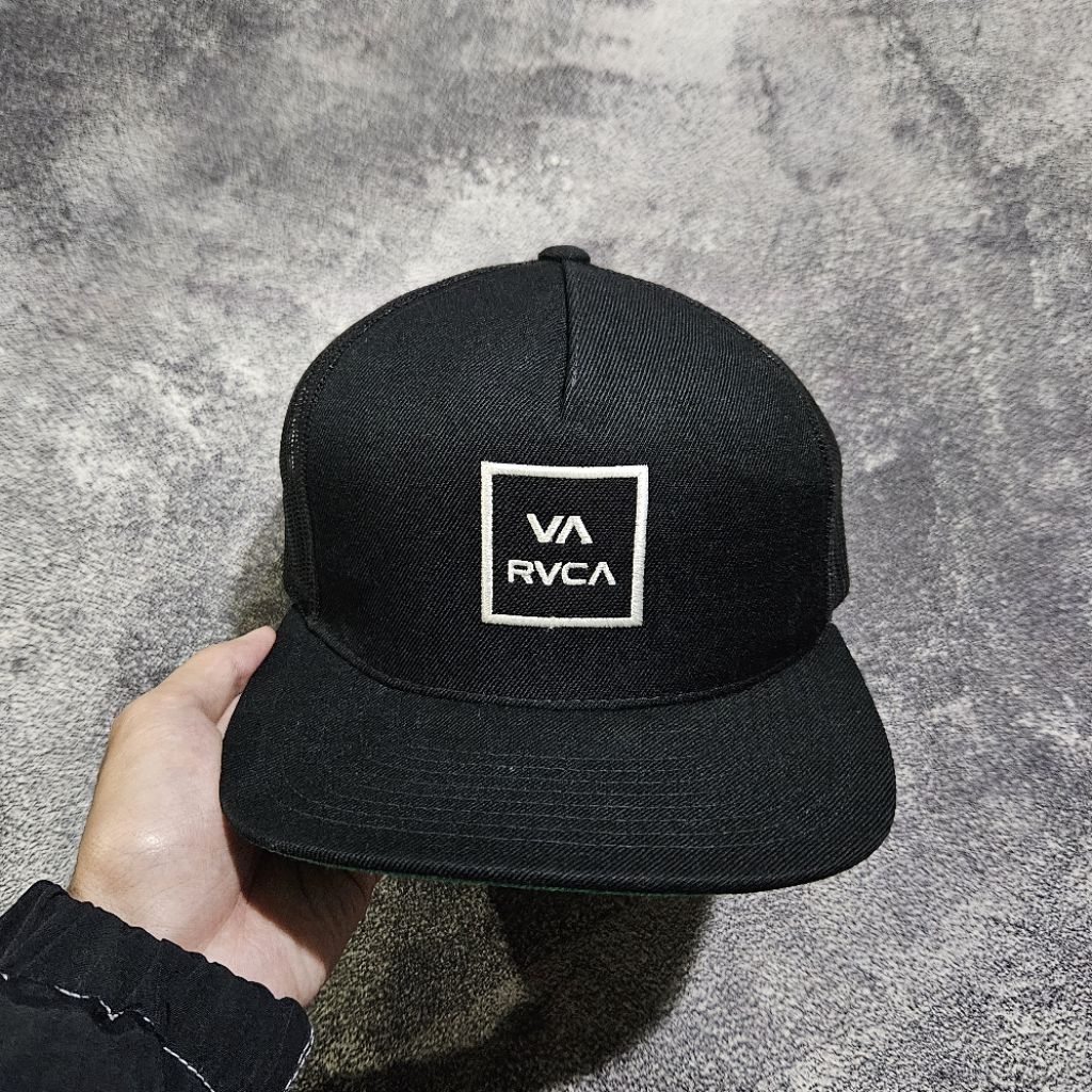 RVCA Trucker Hat Snapback Logo