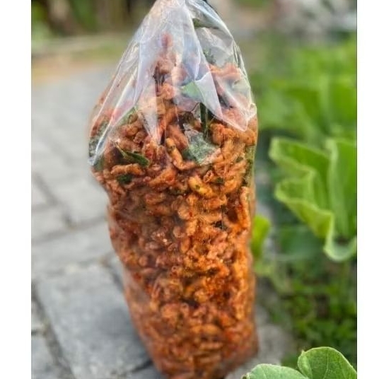 Kripik Usus Pedas Daun Jeruk
