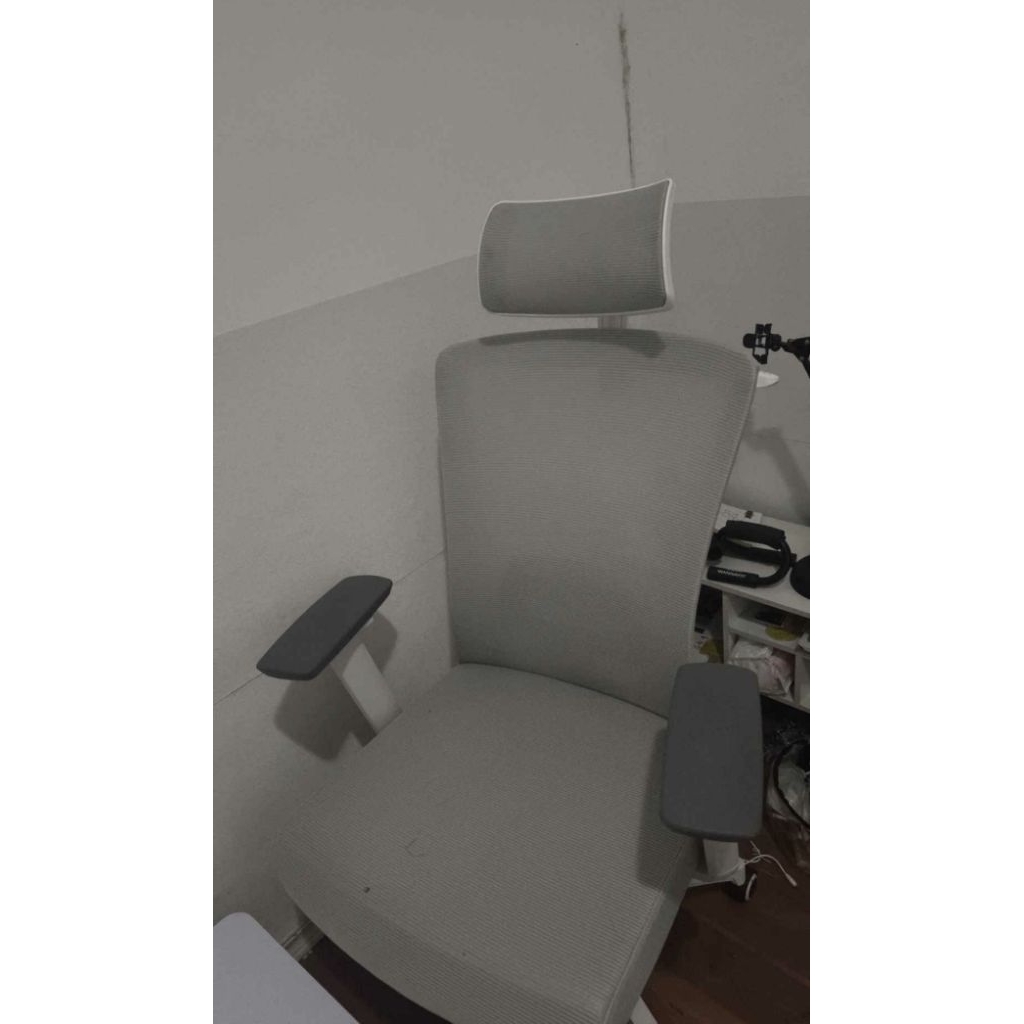 Kursi Kantor Fantech V2