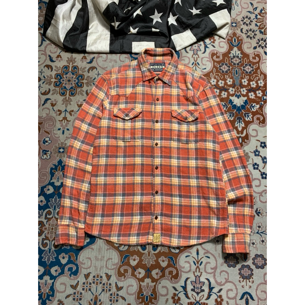 KEMEJA FLANEL OLZEN