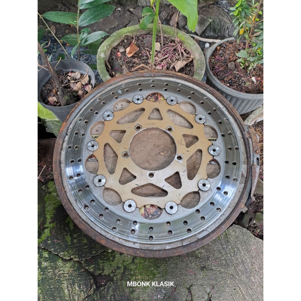 piringan cakram disc brake floating PSM 320 mm vixion old new byson piringan cakram psm 320mm yamaha