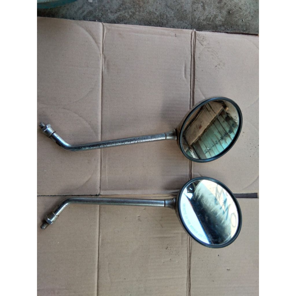 spion vespa px bulat