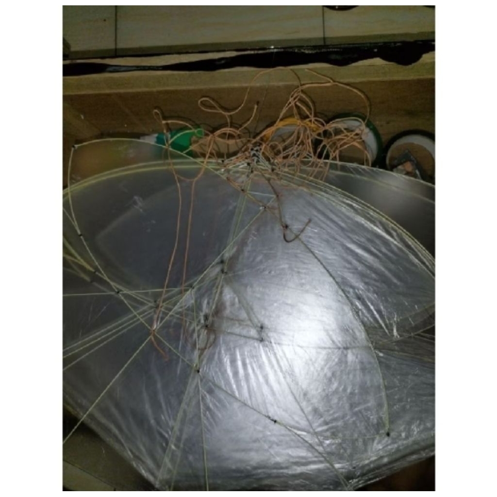 layang-layang papiran mini siap terbang