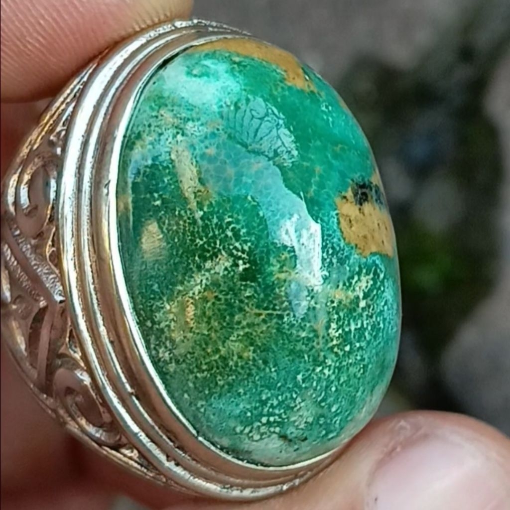 NATURAL BATU PIRUS PERSIA HIJAU DAUN MUMBUL