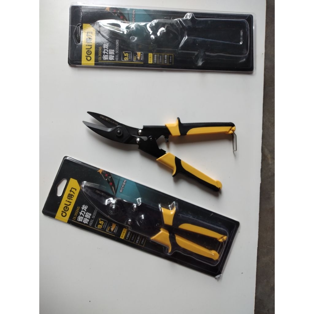 Deli Gunting Baja ringan Tajam, murah , Bagusss