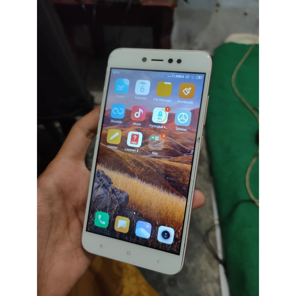 HP XIAOMI REDMI NOTE 5A 4G RAM 3/32GB FULLSET SECOND