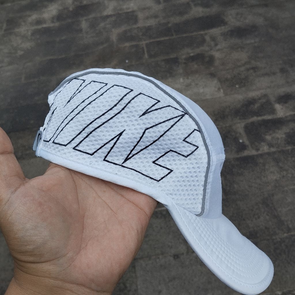 Topi sport run golf NIKE ORIGINAL