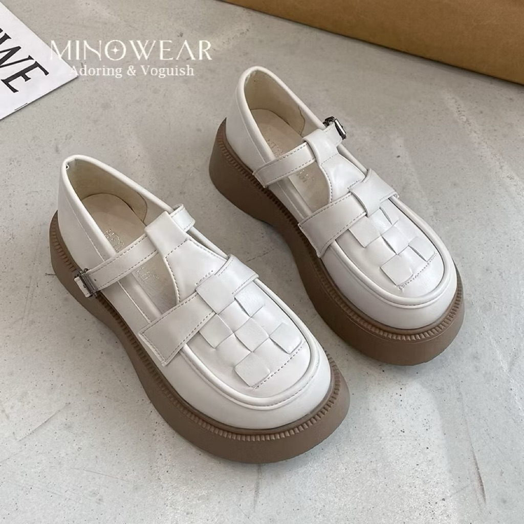 PL sandal sepatu minowear