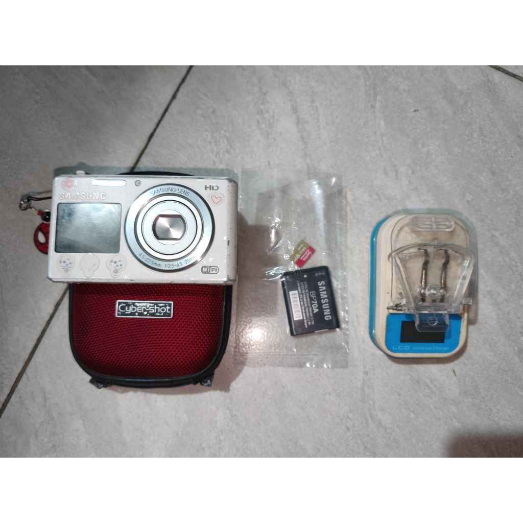 Samsung Dv150F Digicam selfie(dual screen) kamera