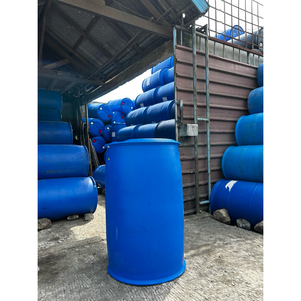 Drum Plastik 200L Bekas Grade A – Tebal & Kuat, Isi Cairan Drum Beragam, Super Awet Selamanya
