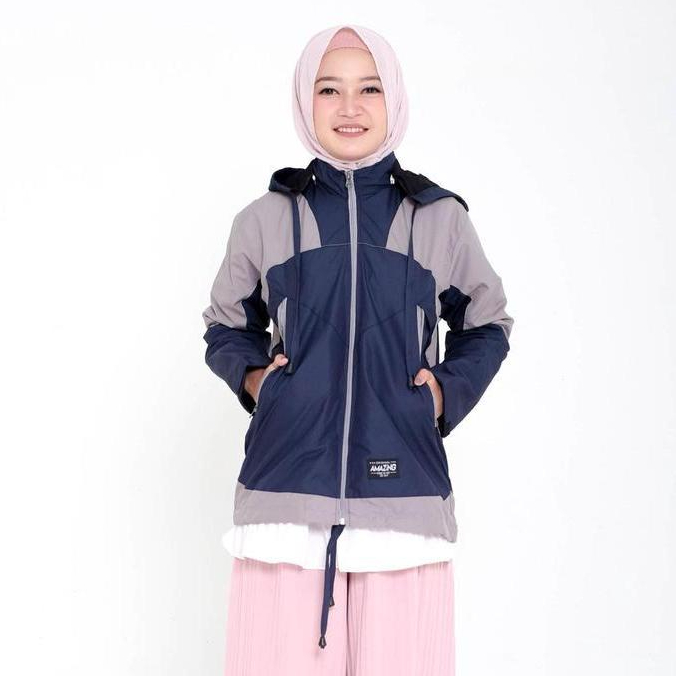 Eiger Summitadventure - Jaket Wanita Outdoor Sporty Waterproof, Jaket Gunung & Motor Navy Ori