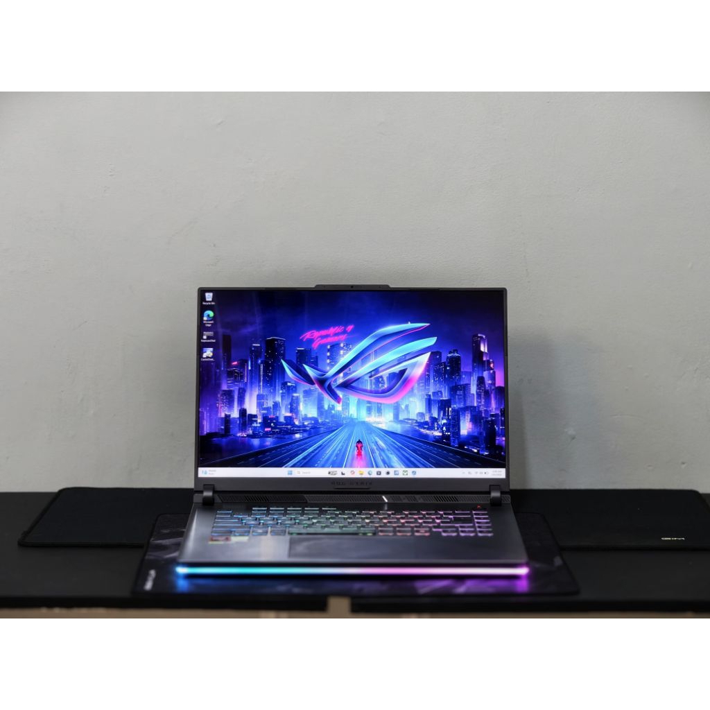 LAPTOP GAMING ASUS ROG STRIX G16 G614FM R9-9955HX NVIDIA RTX 5060