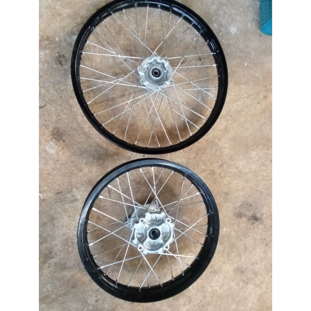 velg 21/18 Wilset crf150L ORI copotan