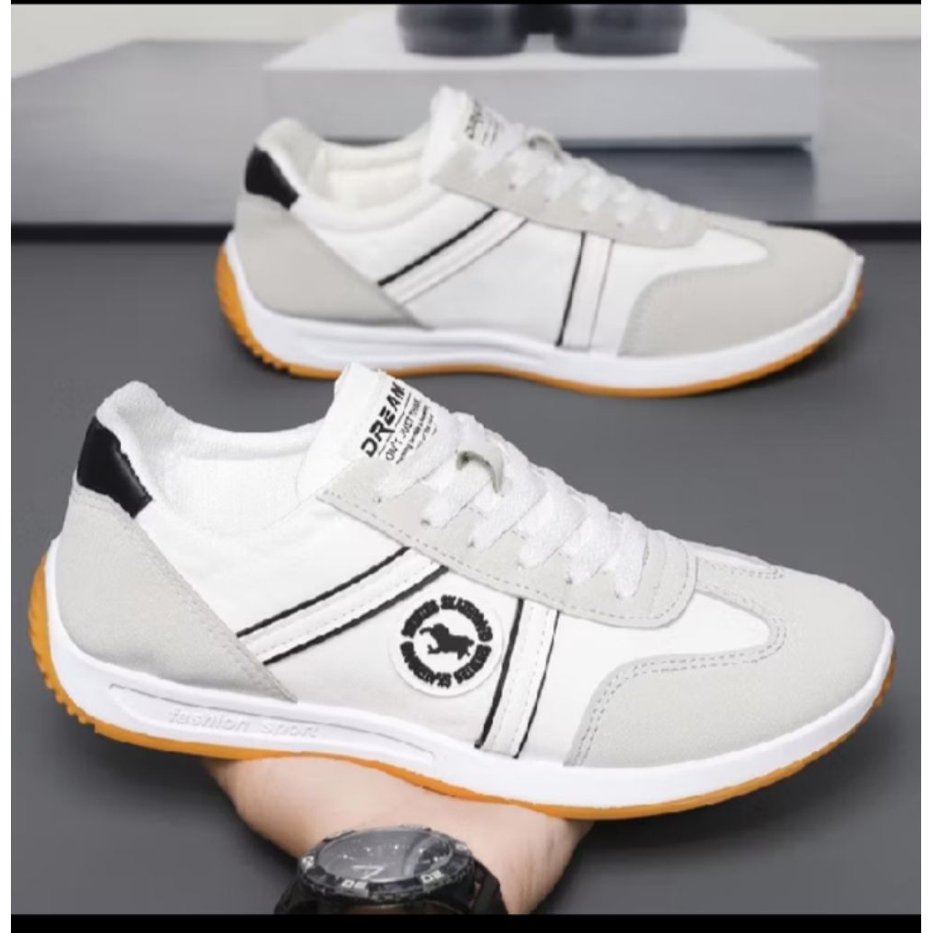 Sepatu import Sneakers Perempuan dan Laki-laki/ Sepatu Dewasa/ Sepatu Import Perempuan