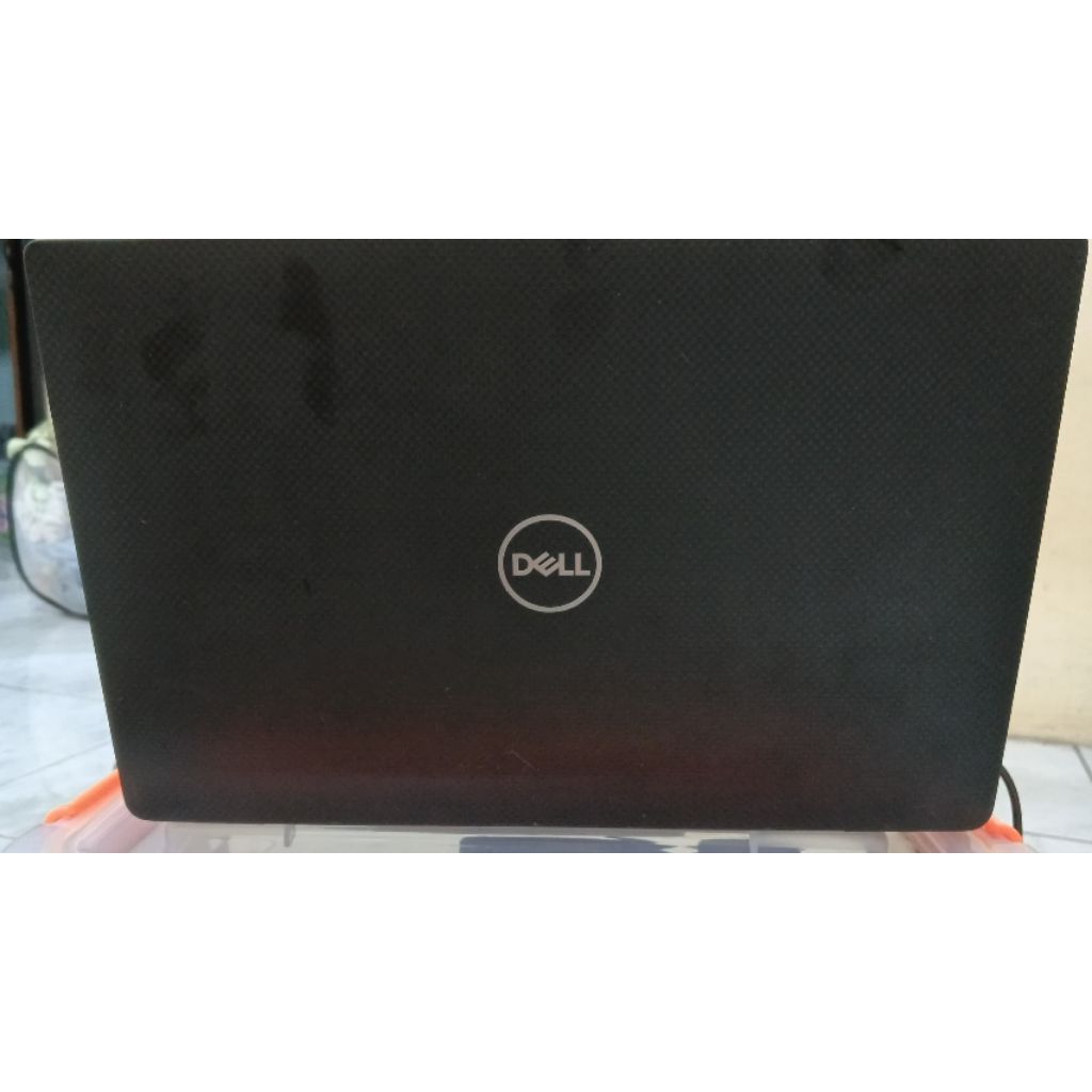 Laptop DELL latitude 7410