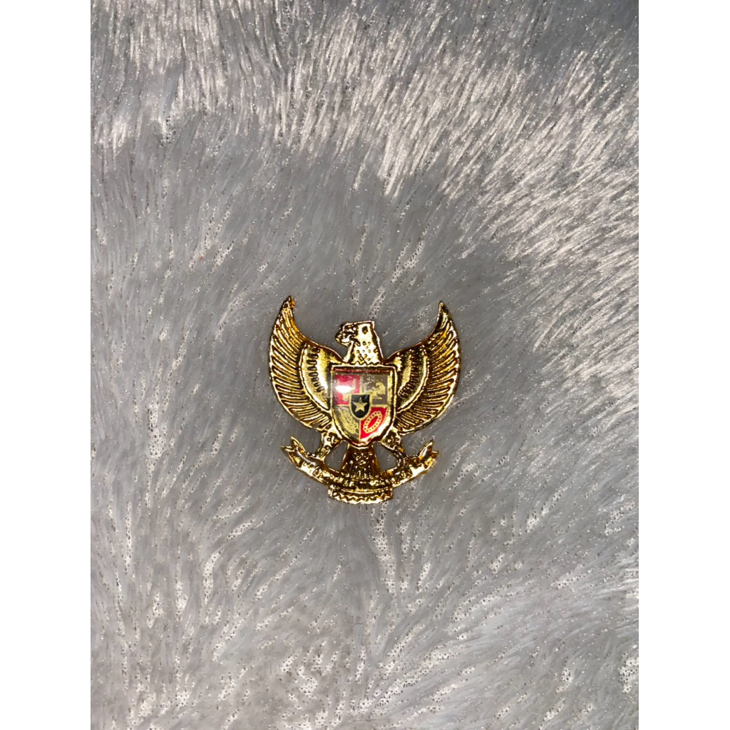 Pin Garuda Kuning Emas / Pin Bros Peci Paskibra Garuda Besar 3,5 cm
