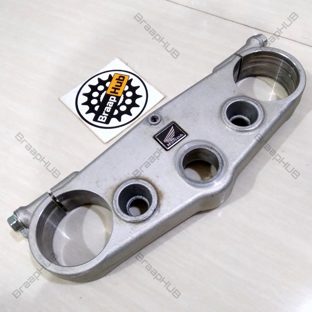 TRIPLE CLAMP ATAS USD HONDA CRF 250R SHOWA (BEKAS)