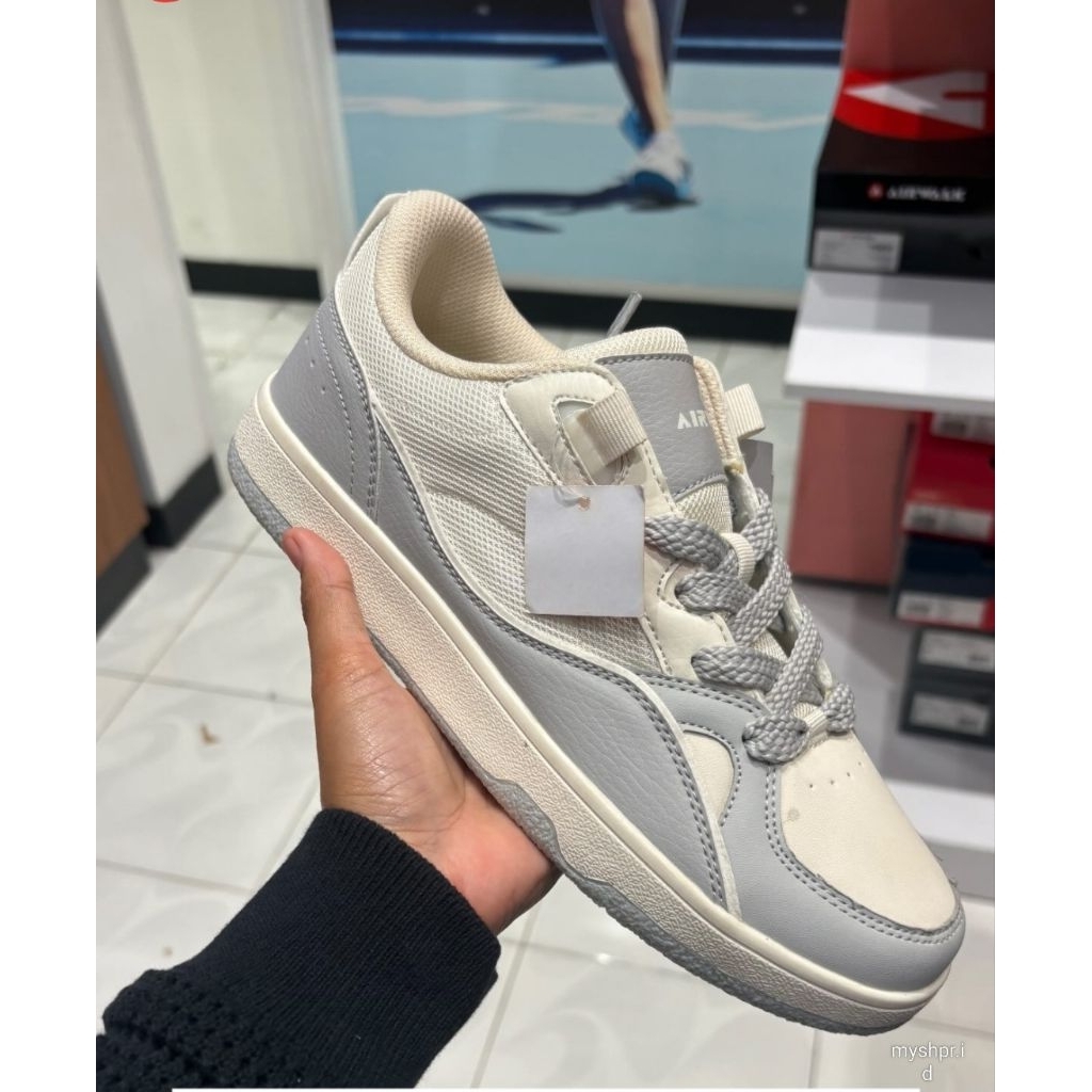 sepatu airwalk sport station