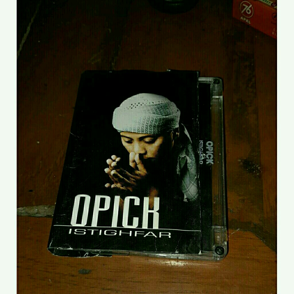 Kaset pita Opick