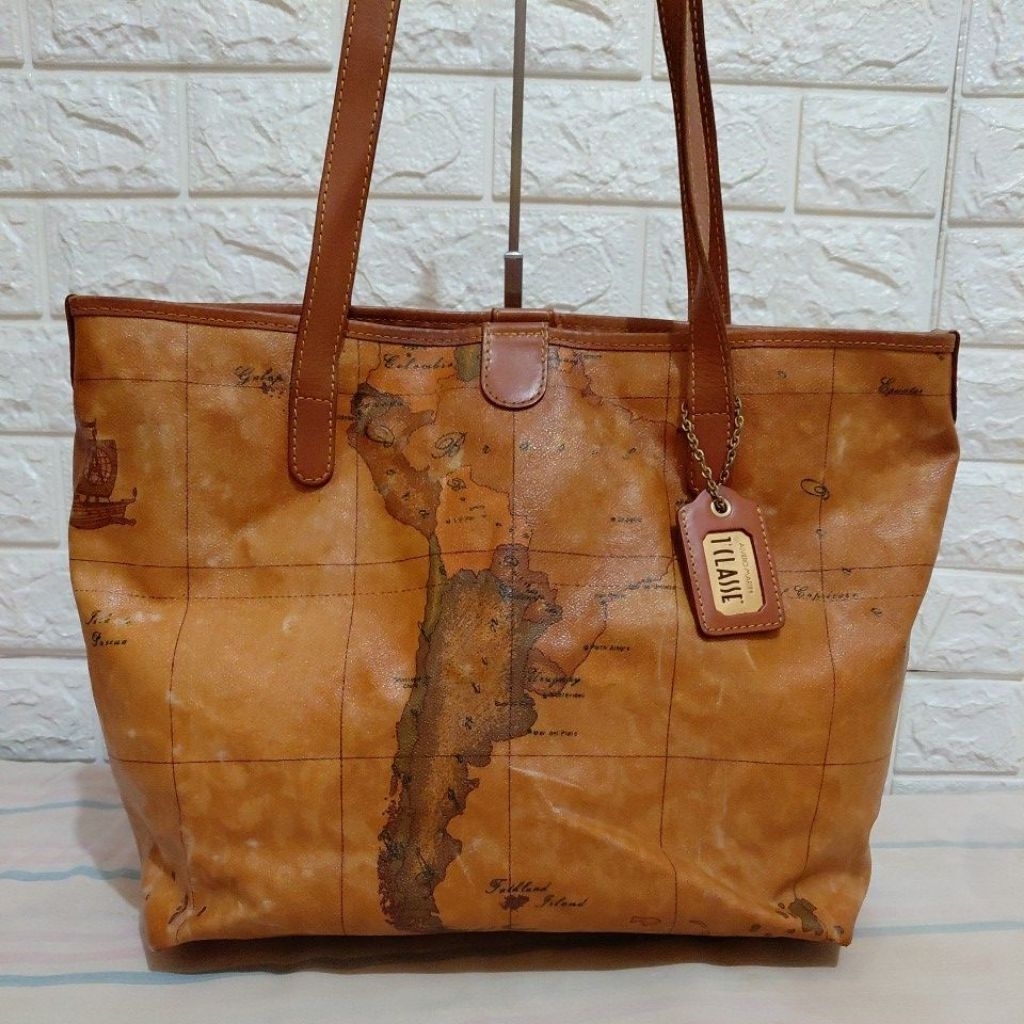 Tote Peta Alviero Martini Italy