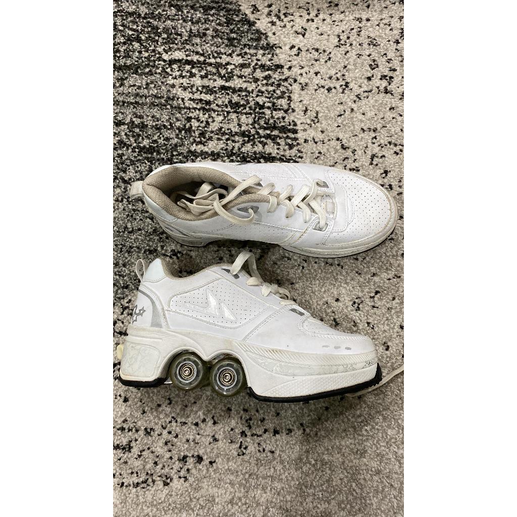 [PRELOVED] Sepatu Roda Sneakers Putih Anak/Remaja