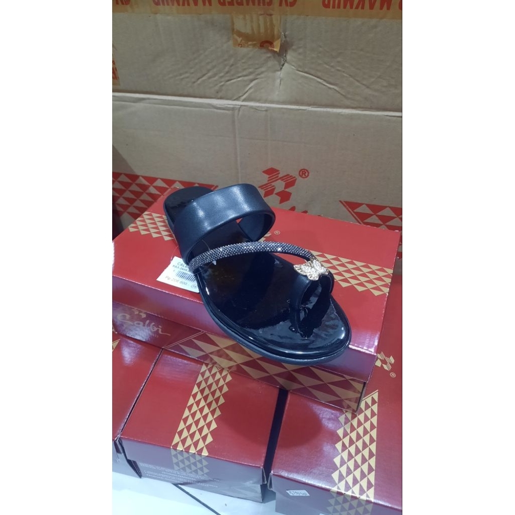 Sandal wanita calbi daun kax