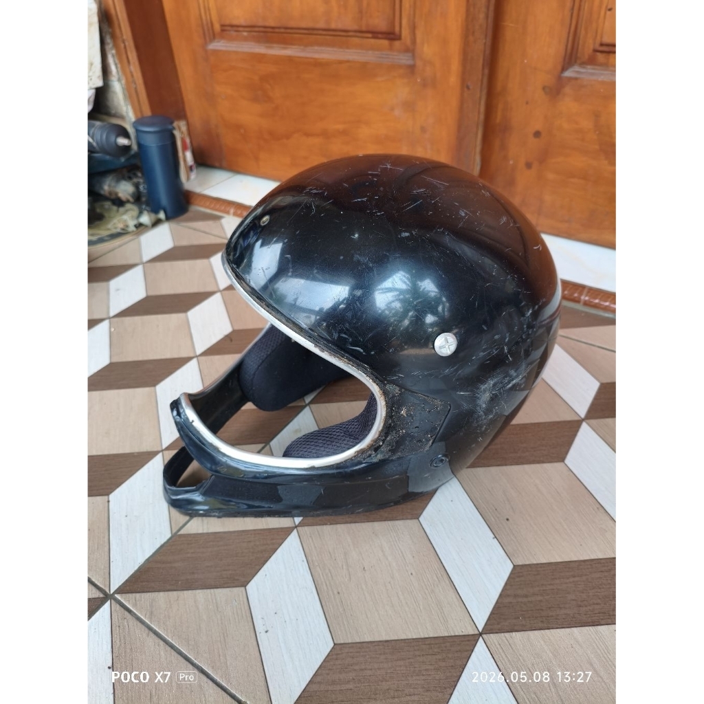 helm helmet cakil second bahan