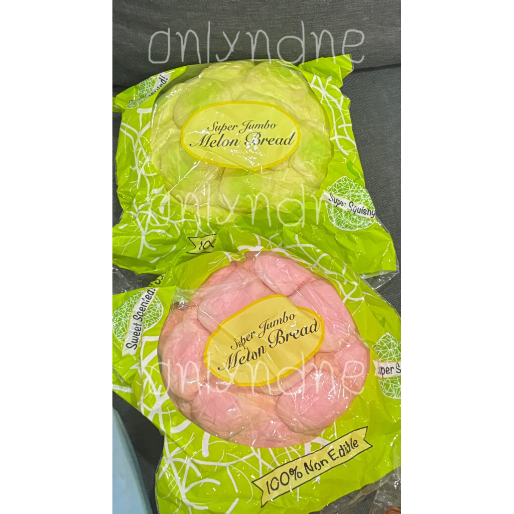PUNIMARU JUMBO MELON BUN