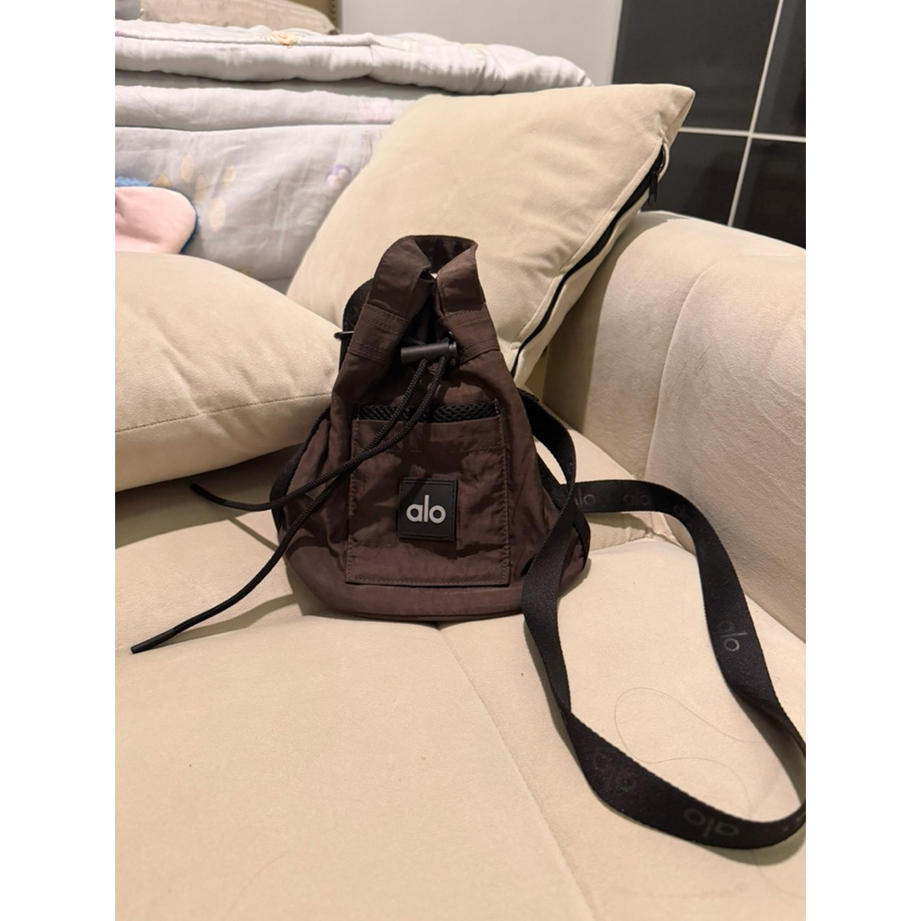 Alo Yoga Sling Bag