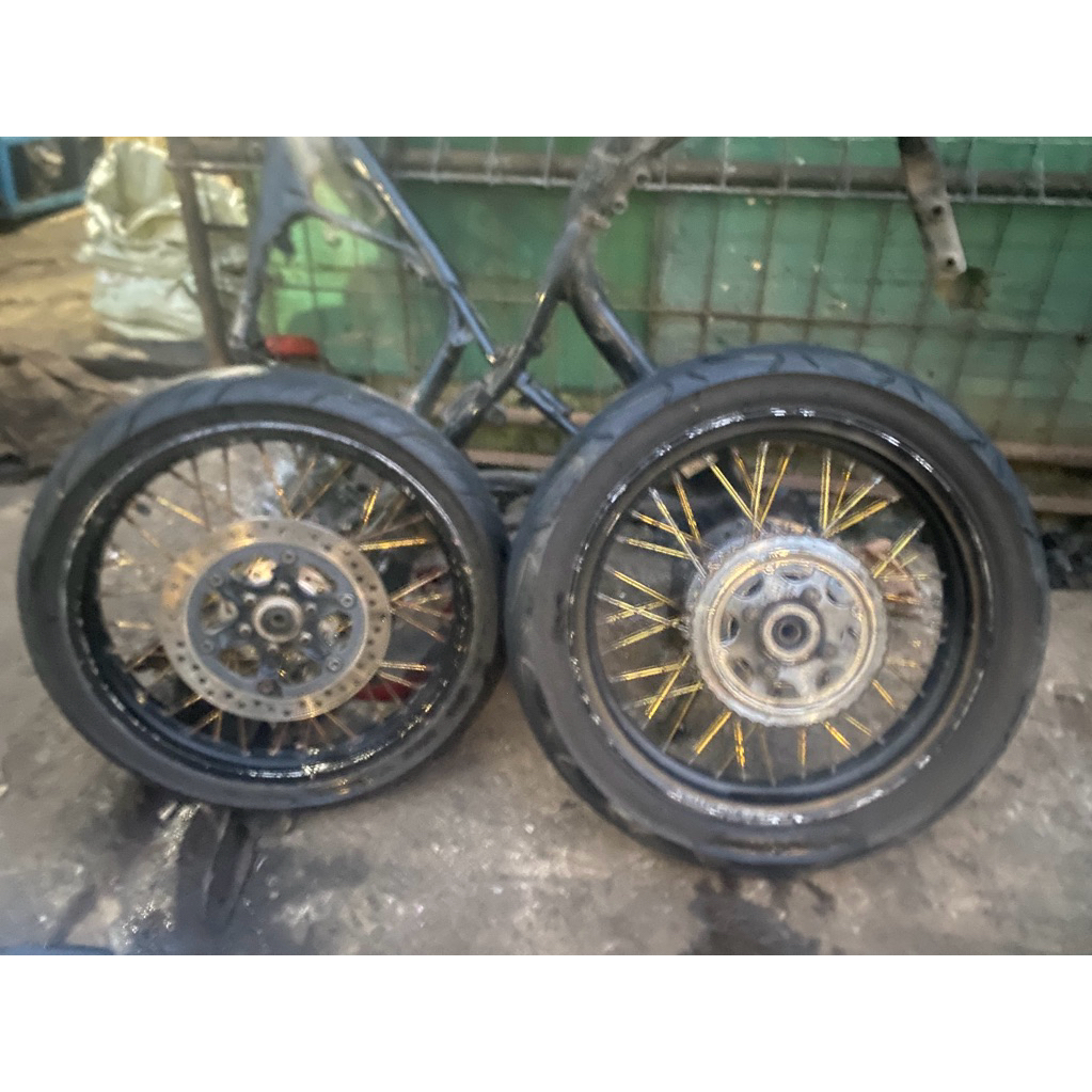 velg set ring rossi 17x185 17x215 tromol tiger lama revo ban  bagus