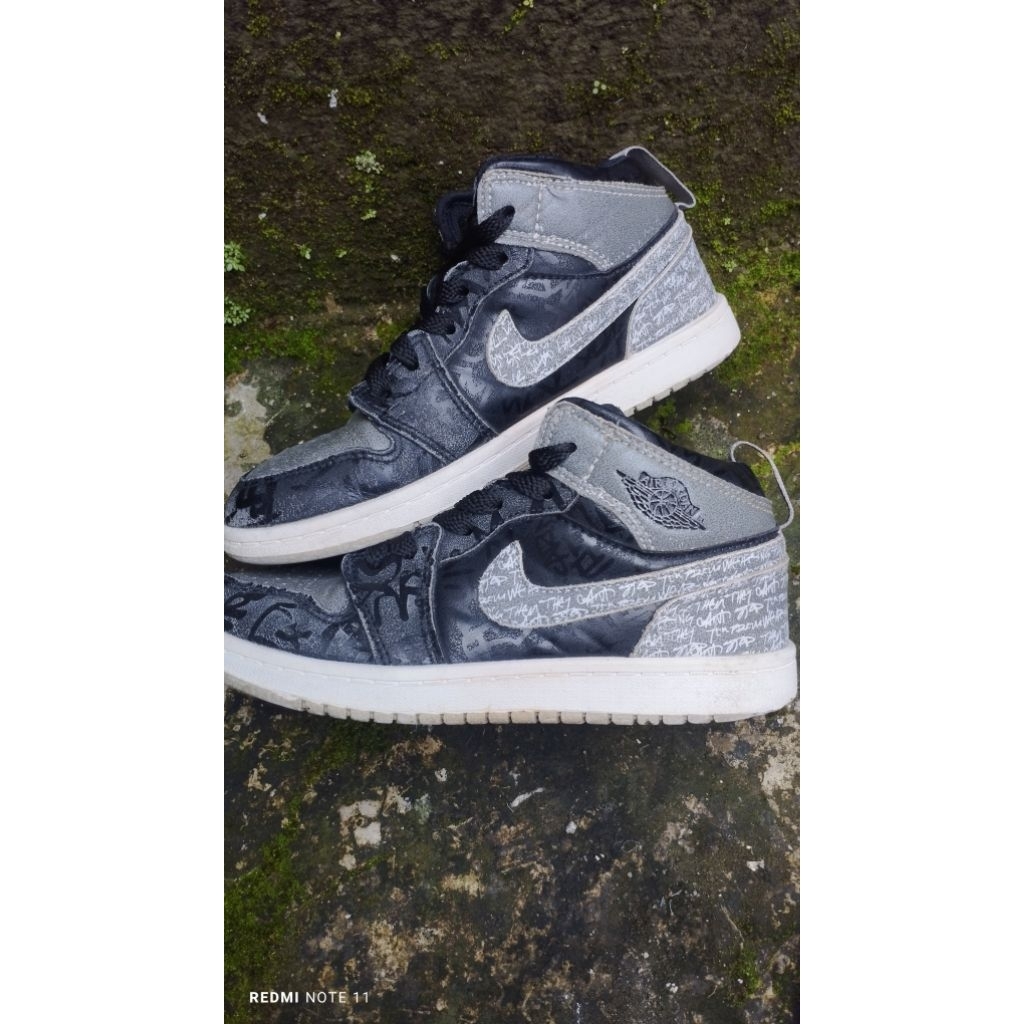 Sneakers Anak Sekolah | Mantan | Original | Nike Air Jordan Rebellionaire