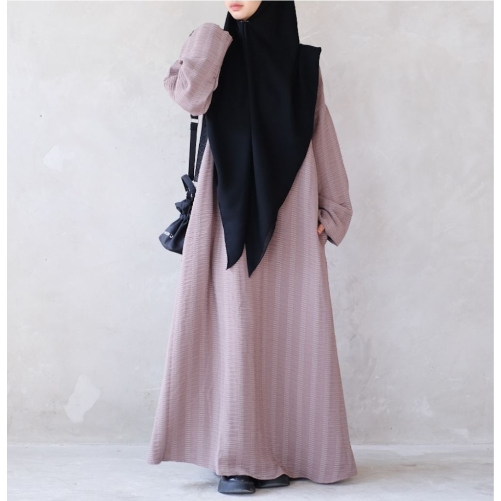 SISTRSIDE - SABINE ABAYA